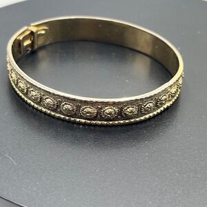 Whiting and‎ Davis Textured Floral Hinged Oval Etruscan Revival Bangle Signed